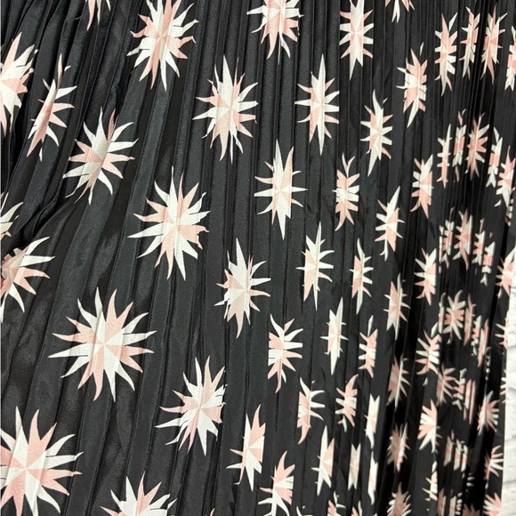 Anthropologie The Isobel Silky Pleated Maxi Skirt Black/Pink Size M - Picture 7 of 9